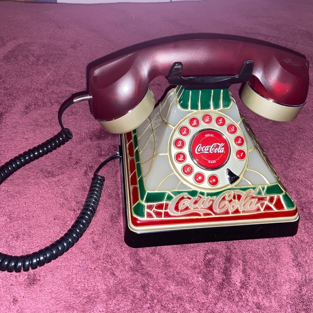 Vintage Coca-Cola Telephone, Light Up Stained Glass Look 2001 Land Line phone